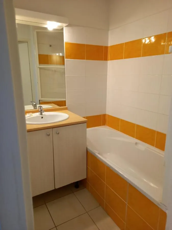 Appartement 2 A 4 Personnes Le Pyreneen A Arreau Carrefour Des Activites De Montagne アパート
